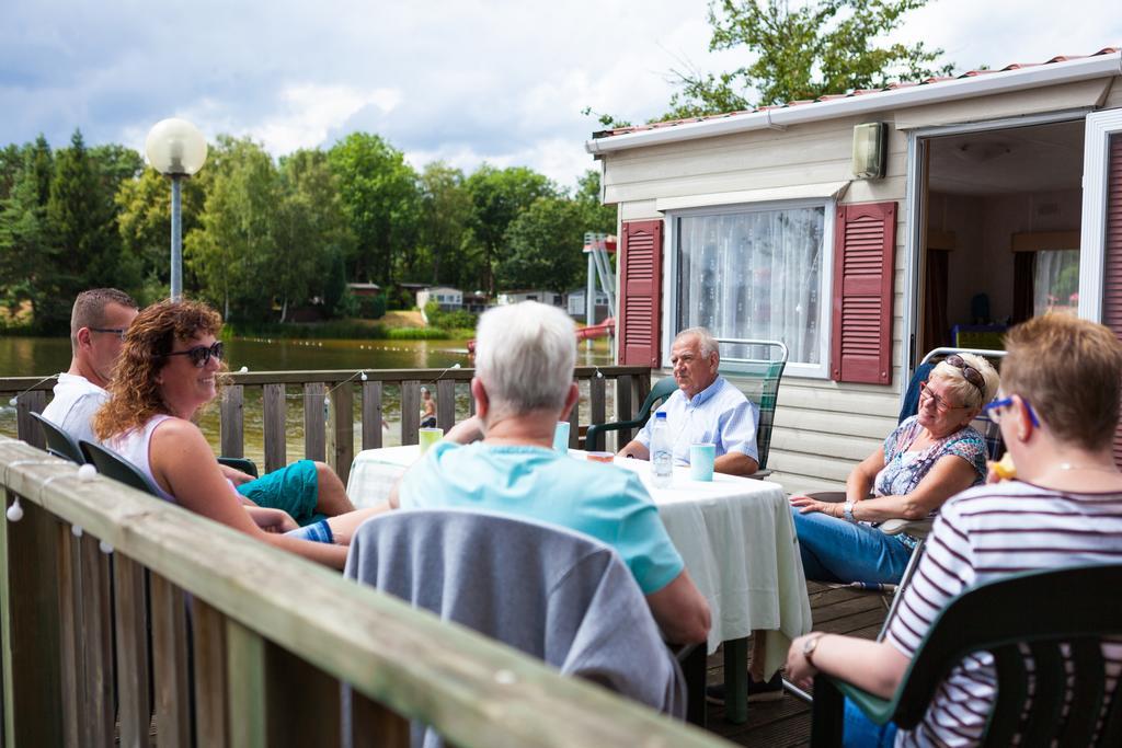 Oostappen Vakantiepark Prinsenmeer Bv Hotel Asten Exterior photo