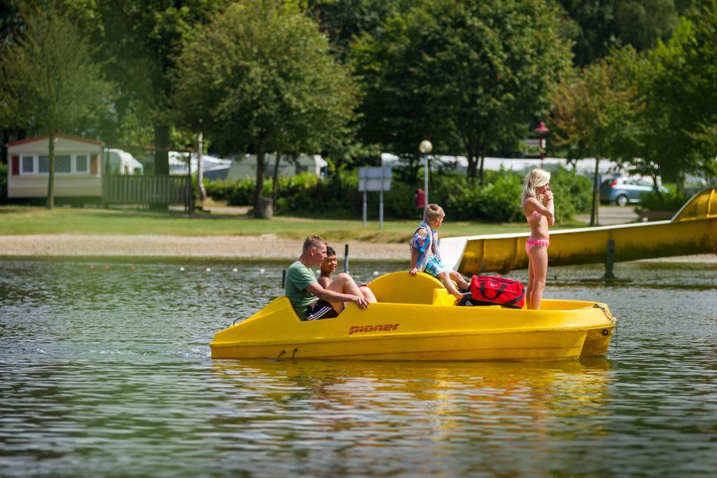 Oostappen Vakantiepark Prinsenmeer Bv Hotel Asten Exterior photo