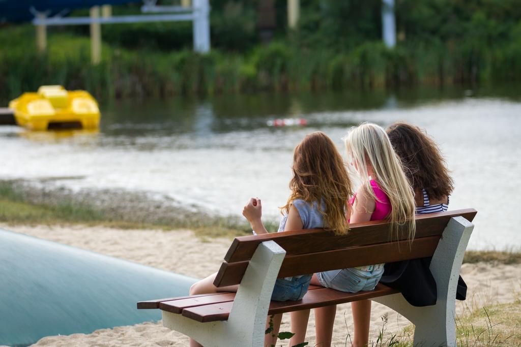 Oostappen Vakantiepark Prinsenmeer Bv Hotel Asten Exterior photo